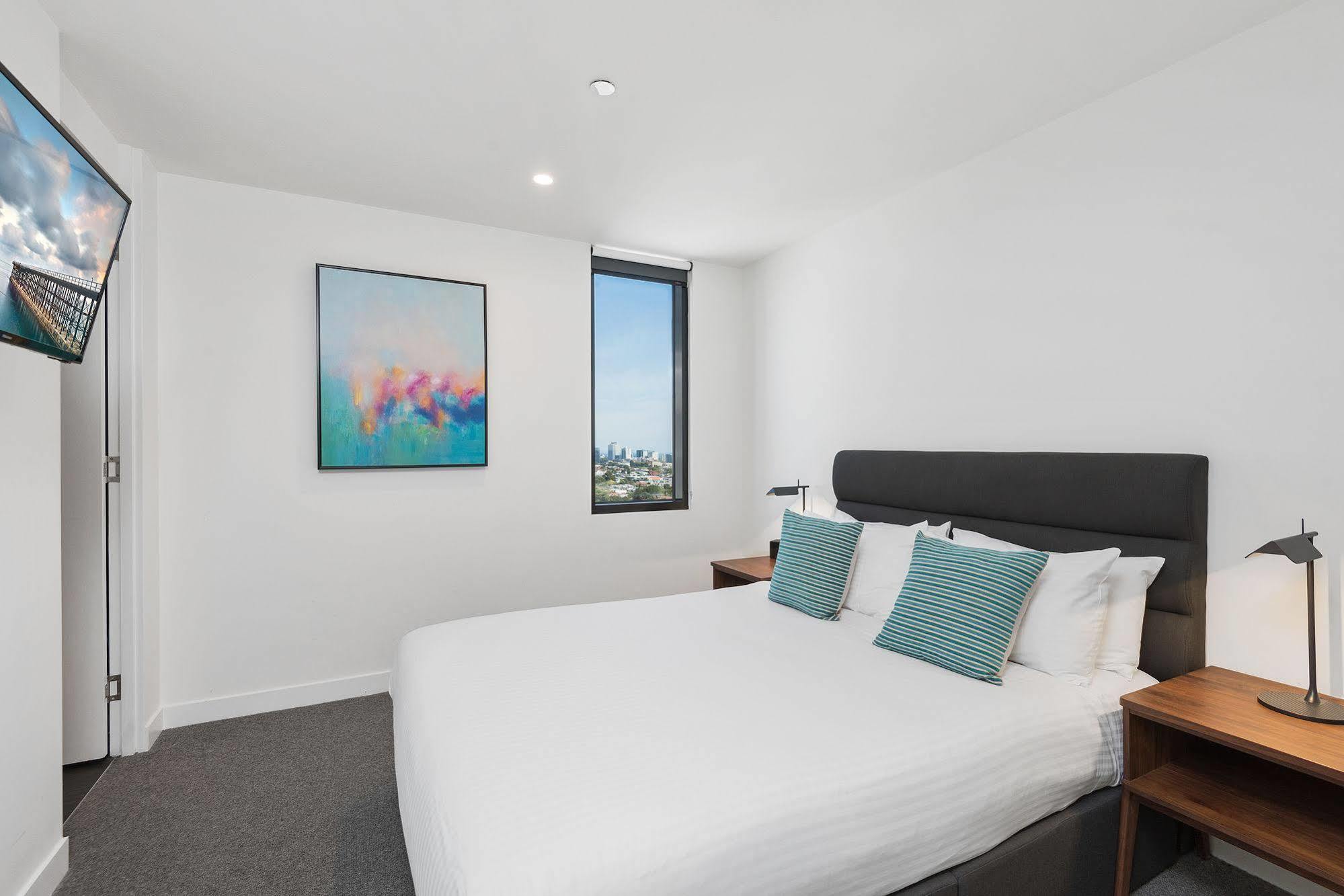 District South Yarra Aparthotel Melbourne Exterior photo